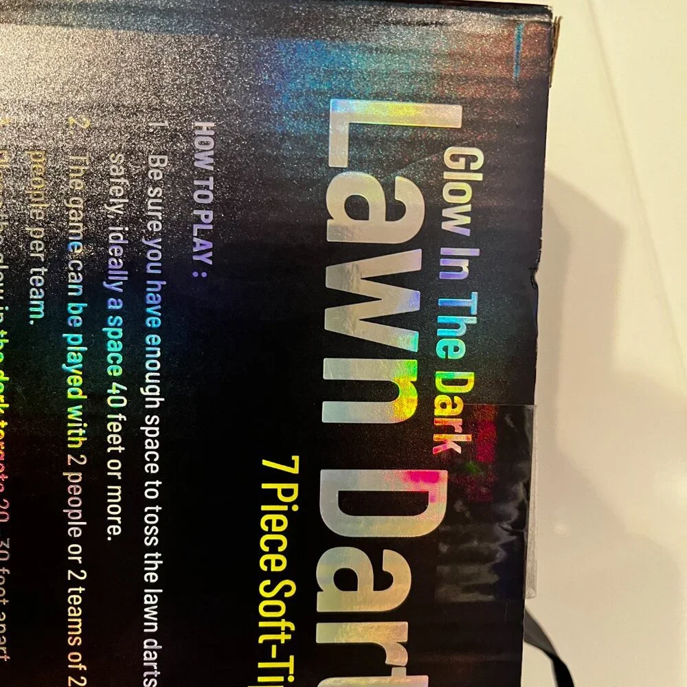 Glow in the Dark Lawn Darts (new)‎ / 7 piece set / new (k/x)